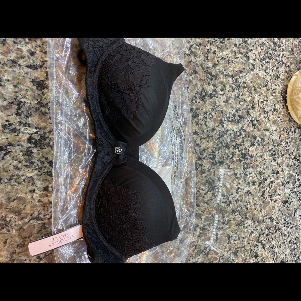 Victoria’s Secret bra